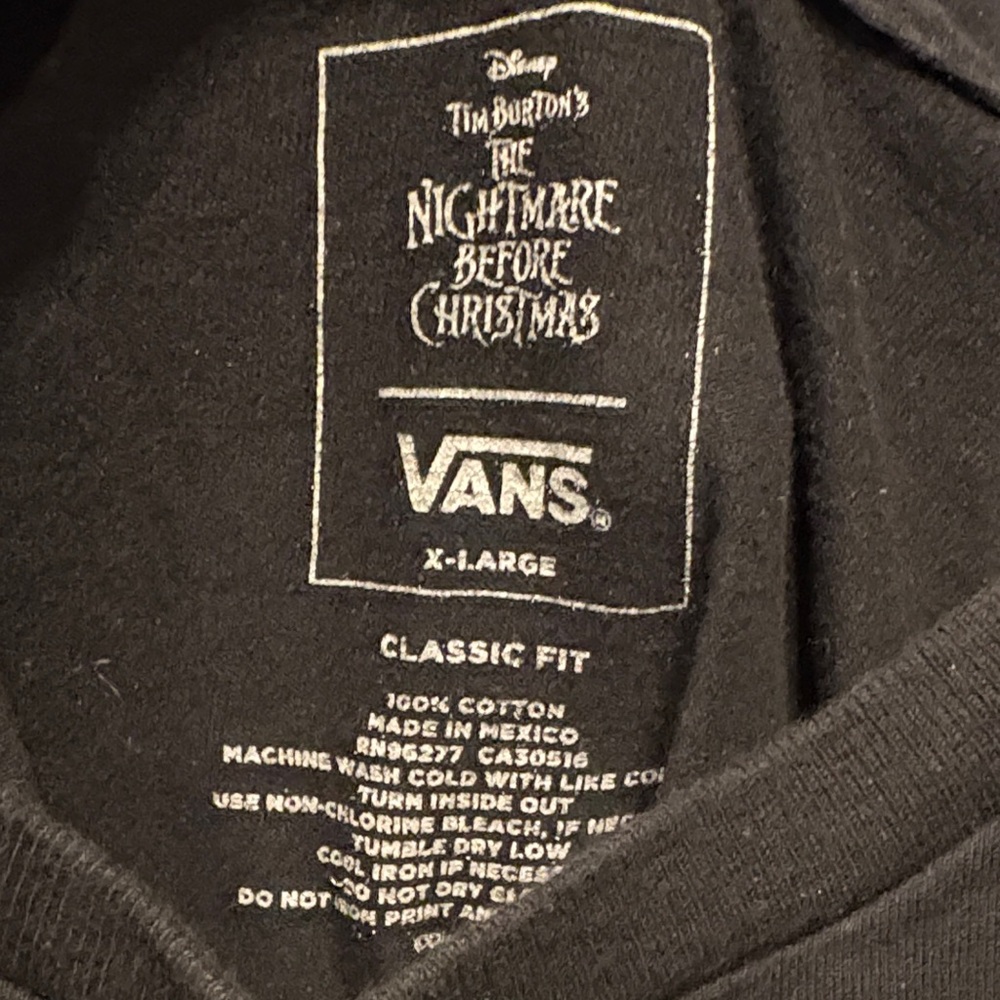 Vans Nightmare Before Christmas Glow in the dark Tshirt - Picture 2 of 6